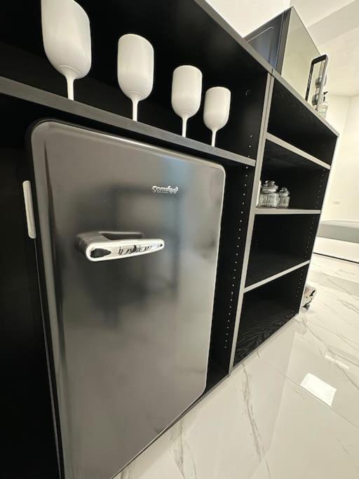 Cernusco Luxury Milanese Apartment แชร์นุสโก ซุล นาวีโญ ภายนอก รูปภาพ